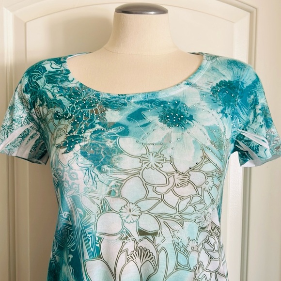 Style & Co / Teal & White~Floral Design Top With Embellishment - Picture 9 of 9